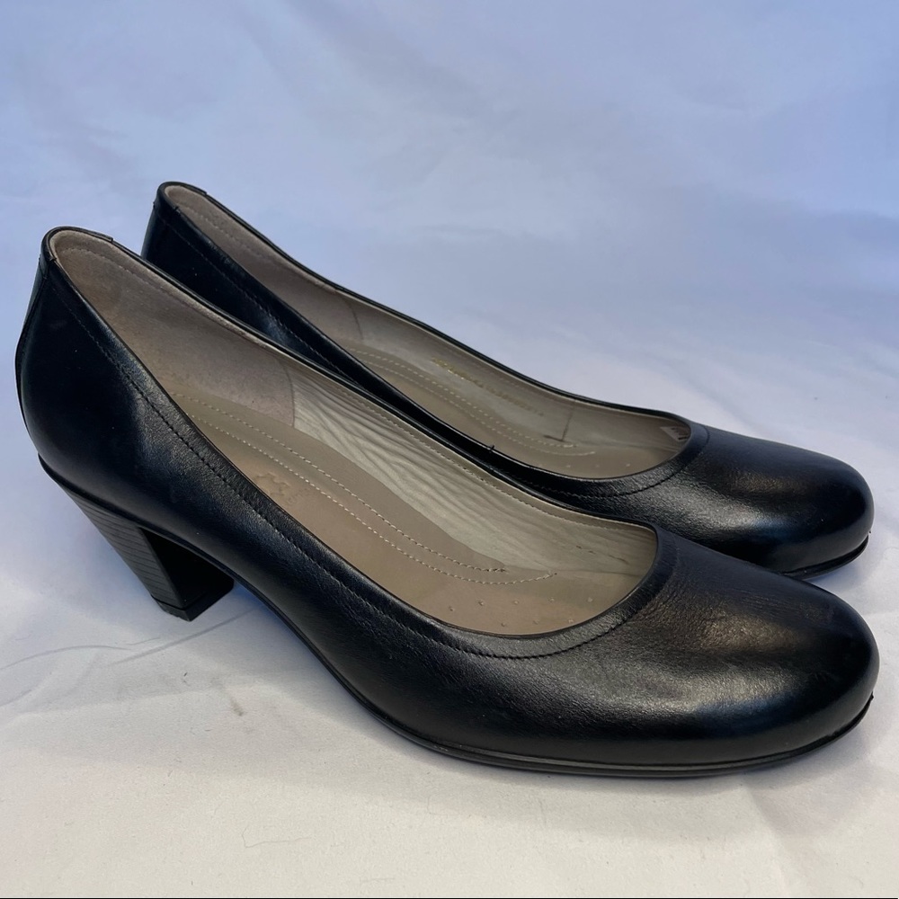 Ecco Dress Pump